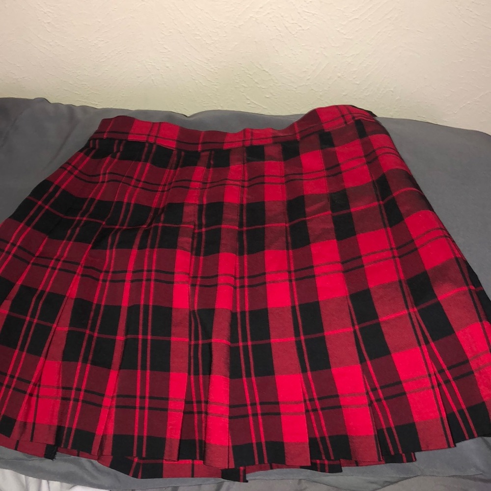 plaid skirt